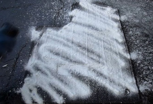 How to Clean Carpet Car Floor Mats (Step-by-Step Guide)