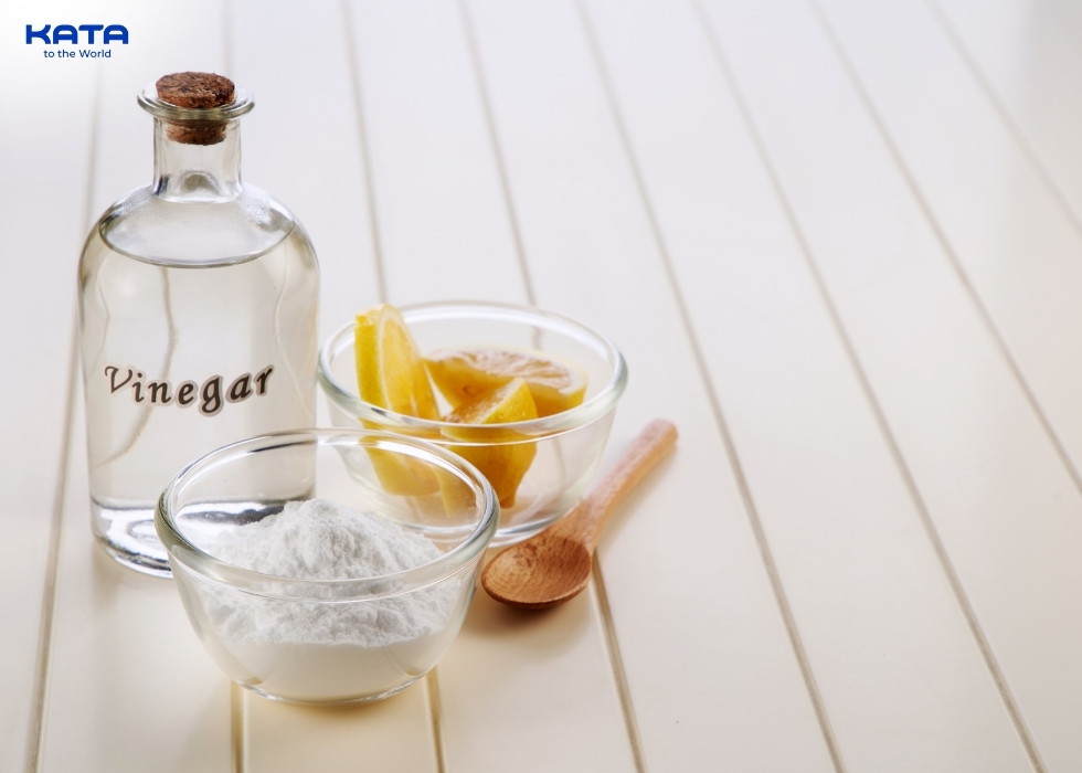 spray vinegar solution on the stain