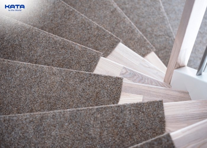 choosing carpet for stairs