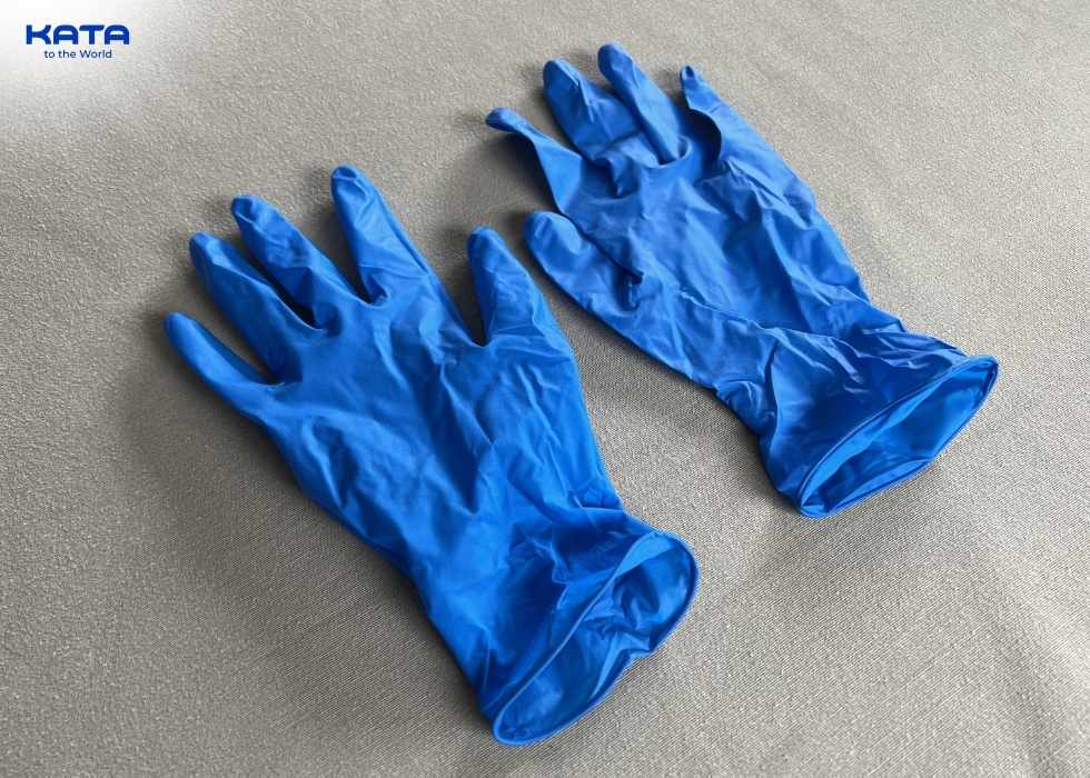 nitrile or rubber gloves