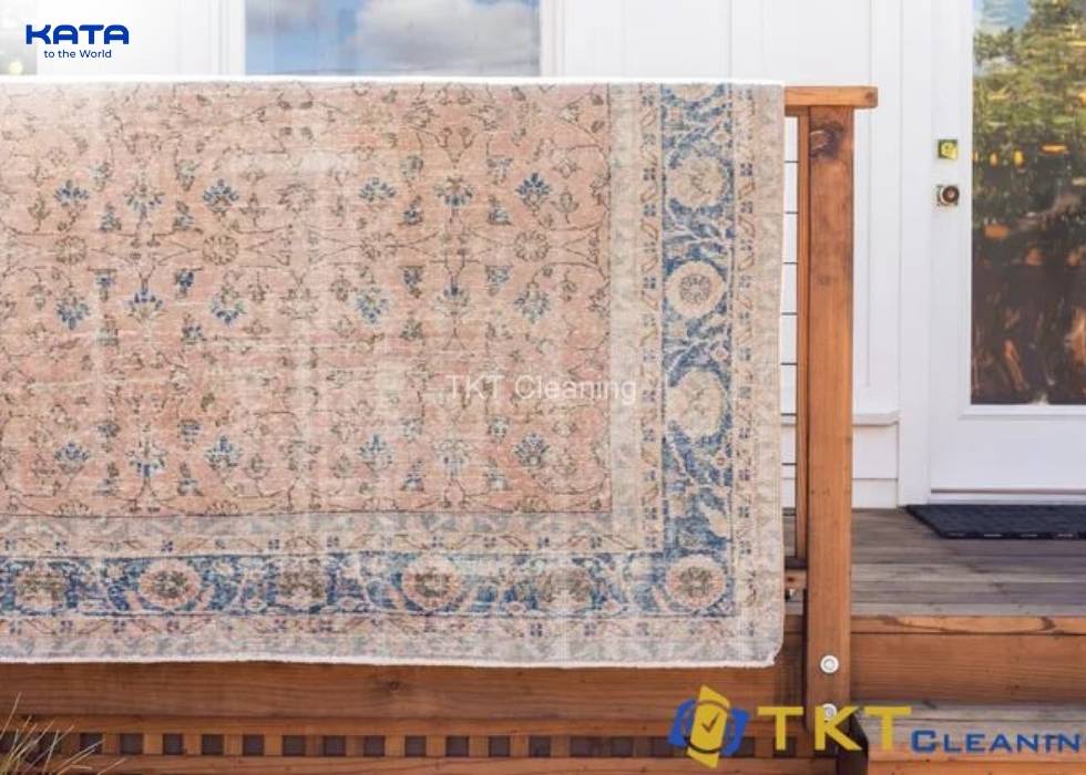 let the outdoor carpet dry