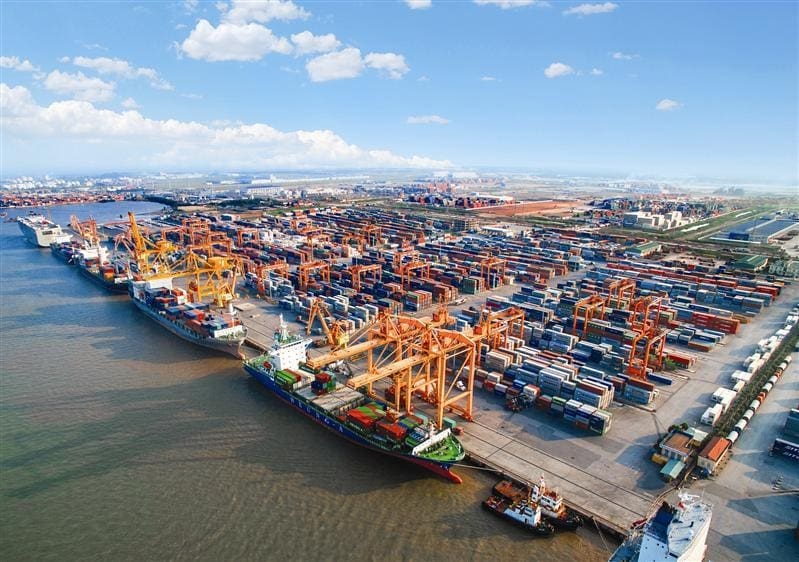Sea Shipping Picture