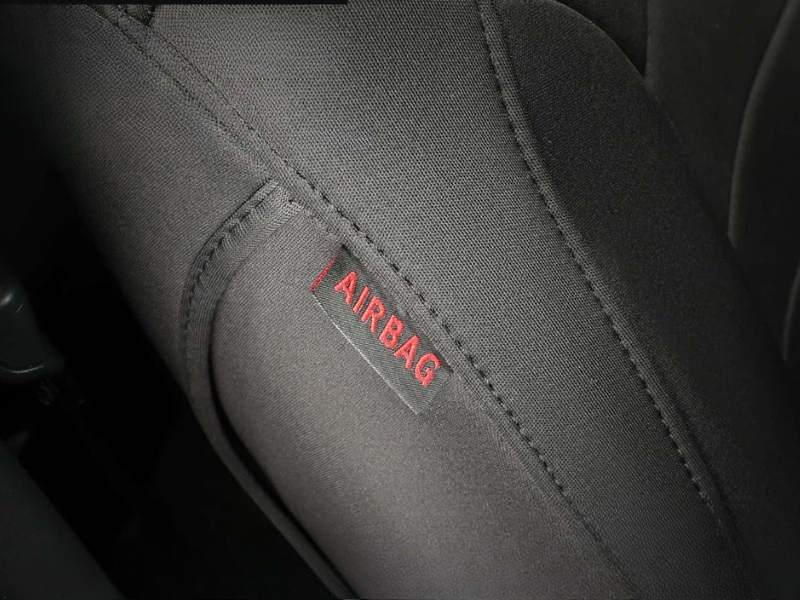 Pros and cons of neoprene car interior parts